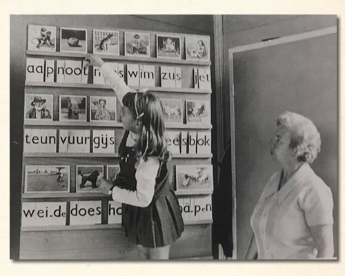klasje_met_plankjes_en_klassikale_leesplank